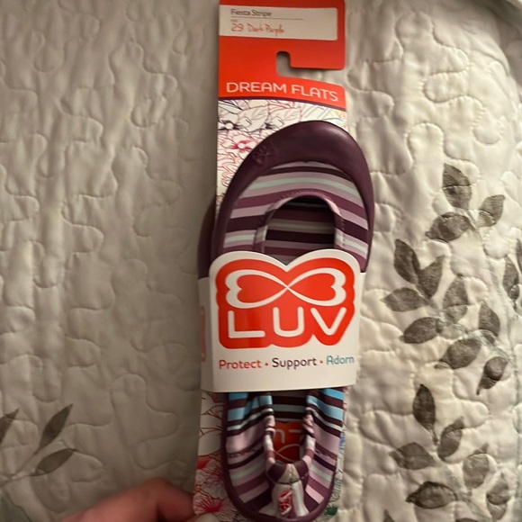 1/$10 or 2/$15 LUV DREAM FLATS Fiesta Stripe Dark Purple Euro size 29 (11.5) - Picture 2 of 4
